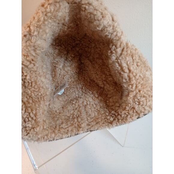 Baby Gap Camo Fleece Trapper Hat Winter Toddler Size M/L 4-5 years - Picture 8 of 8